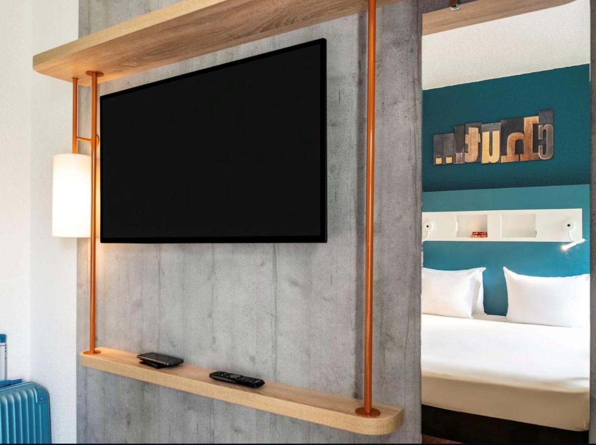 Ibis Budget Saint-Ouen-L'Aumone Exterior photo