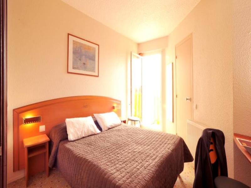 Ibis Budget Saint-Ouen-L'Aumone Exterior photo